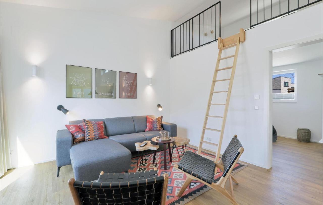 Awesome Home In Lembruch-Duemmer See With Kitchen מראה חיצוני תמונה